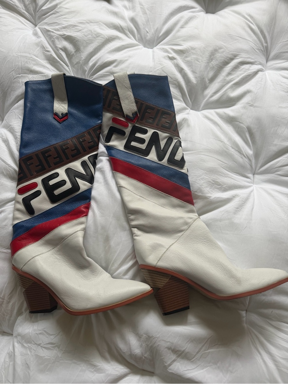 Fendi mania boots , rare - Picture 1 of 8